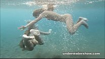 best юля и маша купаются обнаженными в море best