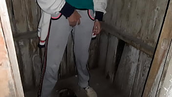best 隣人が路上のトイレで自慰行為をしているのを見つけたので私も一緒にやりました レズビアンイリュージョンガールズ best